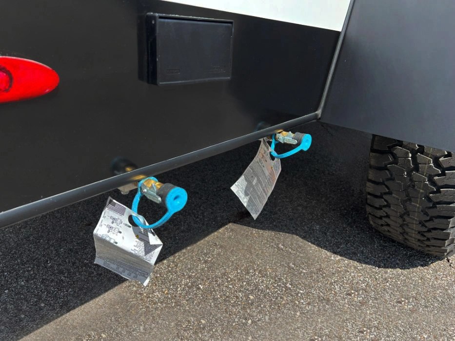 Dual LP Quick Connects