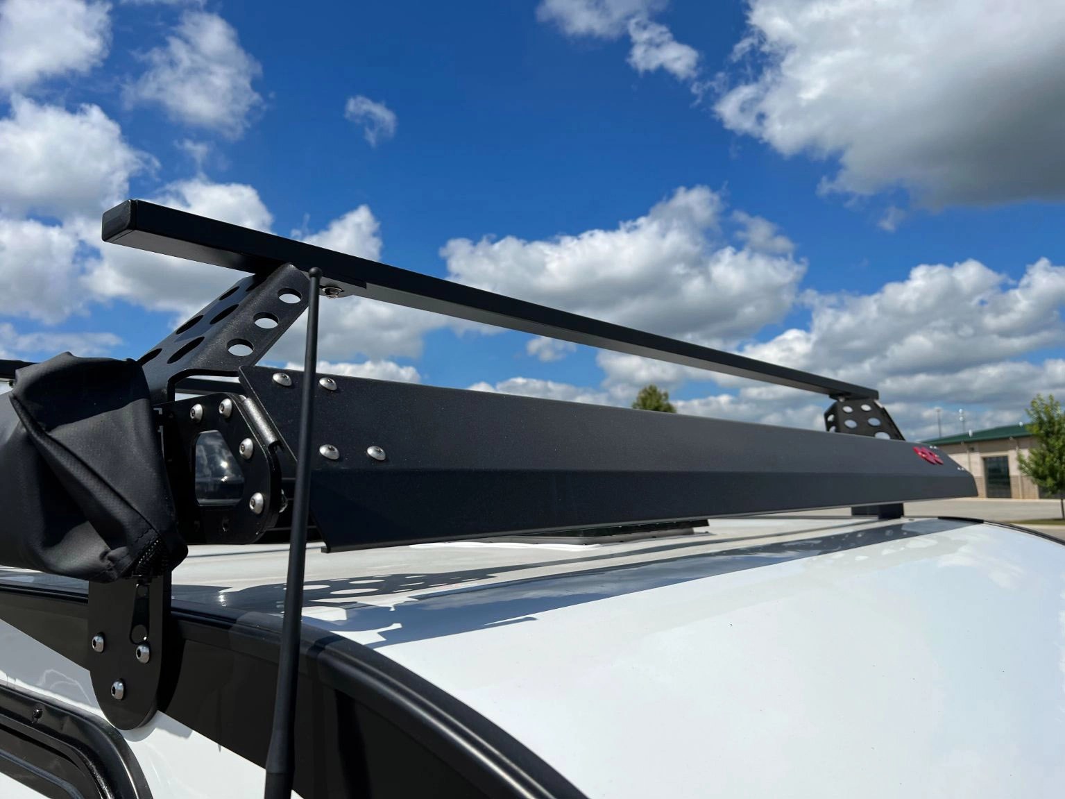 Front Wind Deflector