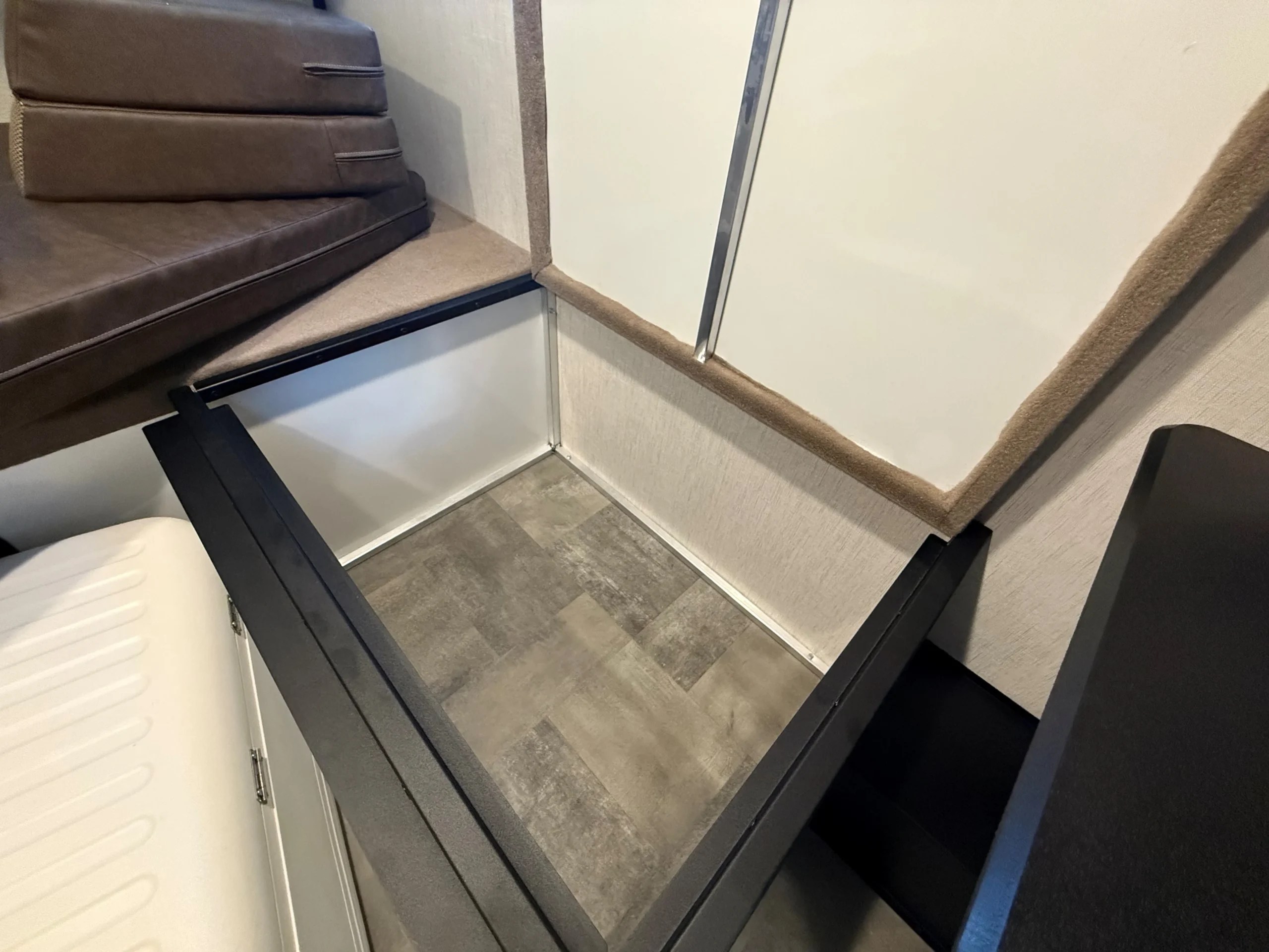 VENU 14TB Bed Base Storage