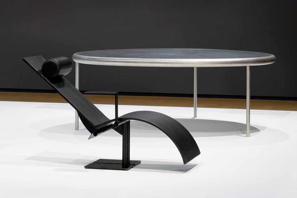 Chaise Longue Pi by Martin Szekely