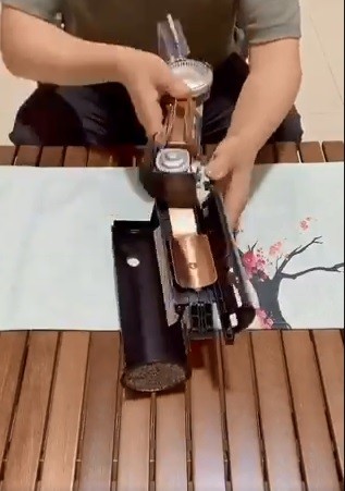 A TECH INDUSTRY UNVEILS A PORTABLE GAS COOKER THAT CAN BE YOUR COMPANION WHILE TRAVELLING