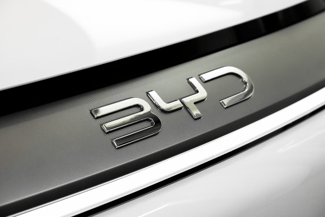 Are Chinese Cars Coming to America? Ford and GM industry analysis