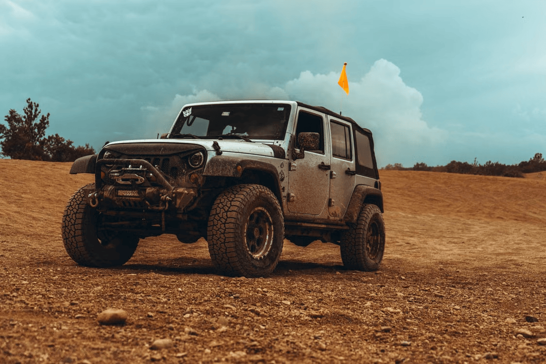 Jeep Wrangler off-roading, representing the American vehicle market Chinese automakers are eyeing