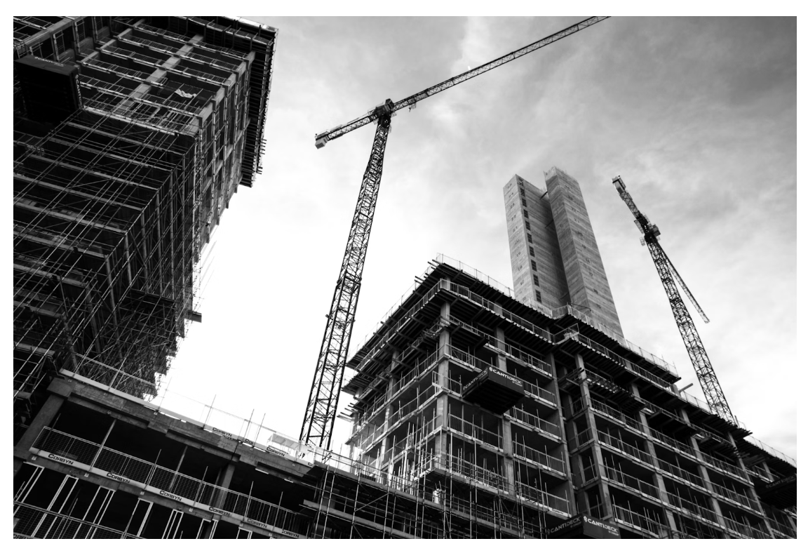 Safety Protocols for Modern Construction Sites
