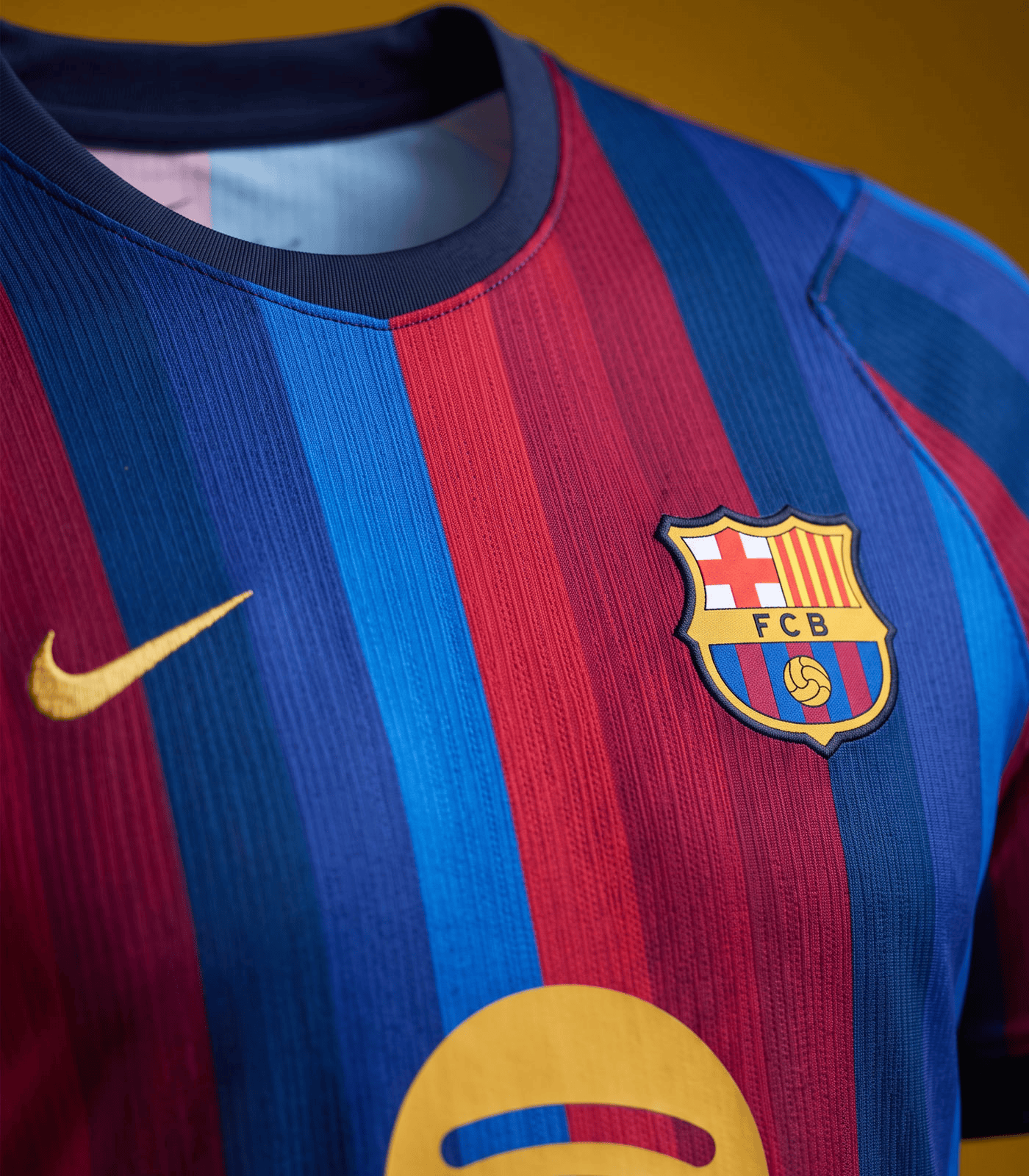 Barcelona Home Jersey 2026/27 Close