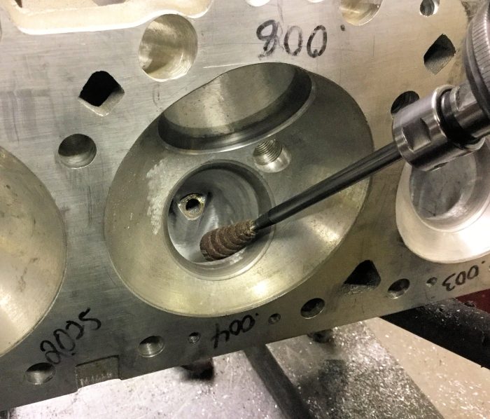 CYLINDER HEAD PORTING TIP - Engine Pro CYLINDER HEAD PORTING TIP - Engine Pro