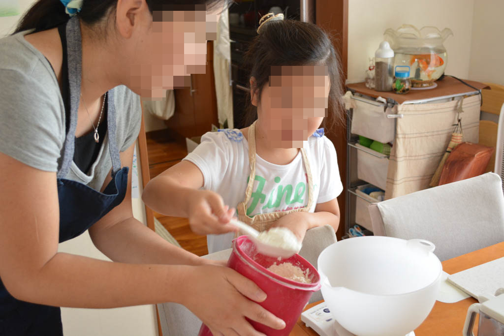 粉を計ります〜