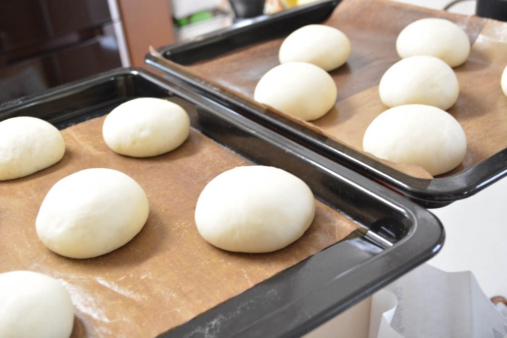 二次発酵後。またプク〜と膨らんだ。