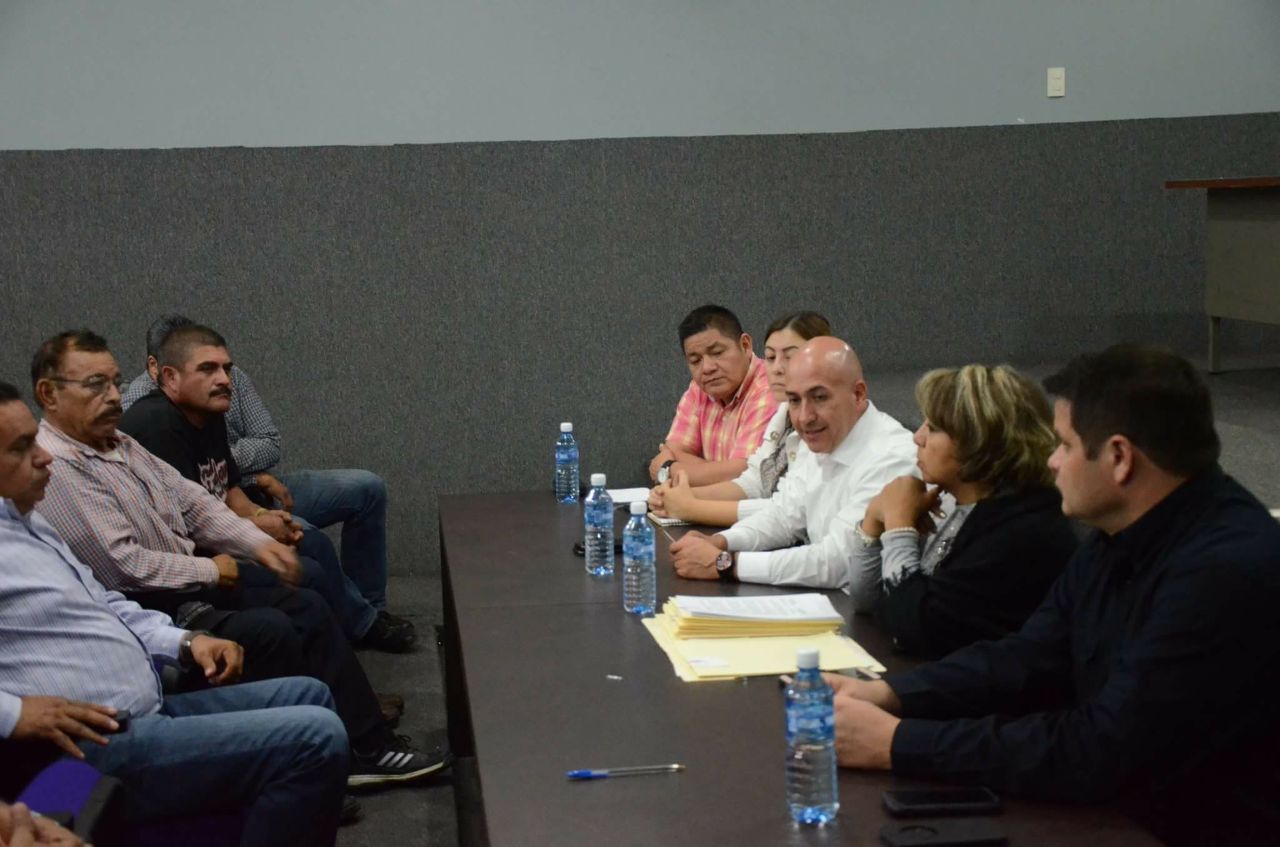 FGE firma convenio con grulleros para evitar excesos en cobros por manejo de vehículos puestos a disposición del MP
