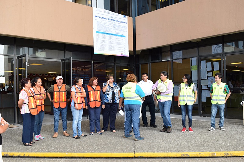 Participará educación básica en macro simulacto