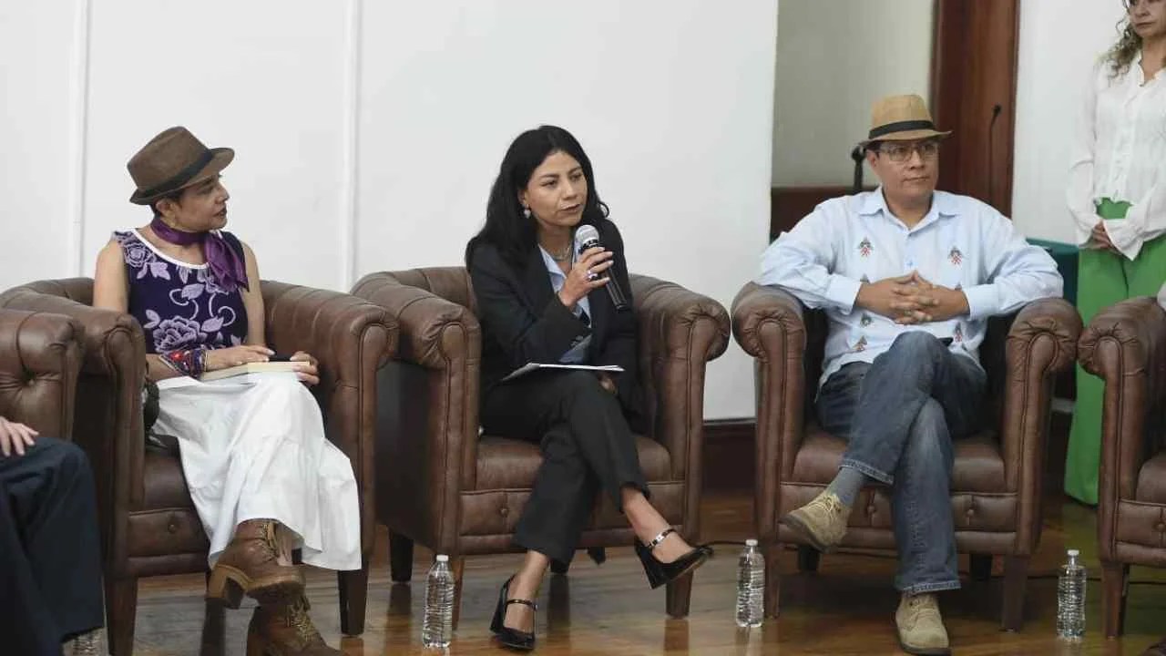 Diputada de Morena presenta paquete de leyes para mejorar atención del lupus