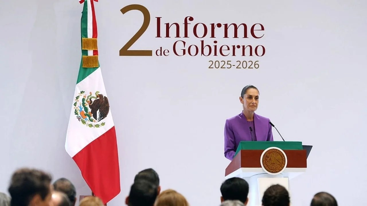 Sheinbaum afirma haber separado poder económico del político en su informe