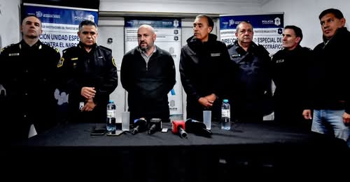 Secuestraron 10 kilos de cocaína en múltiples allanamientos