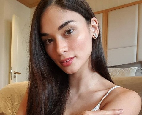 Wurtzbach was birthed in stuttgart, germany as pia angela wurtzbach.her dad, uwe wurtzbach, is german, and mother, cheryl alonzo tyndall is filipino. Pia Wurtzbach Mocks Bashers Who Came At Her For Urging Everyone To Register And Vote Inquirer Entertainment