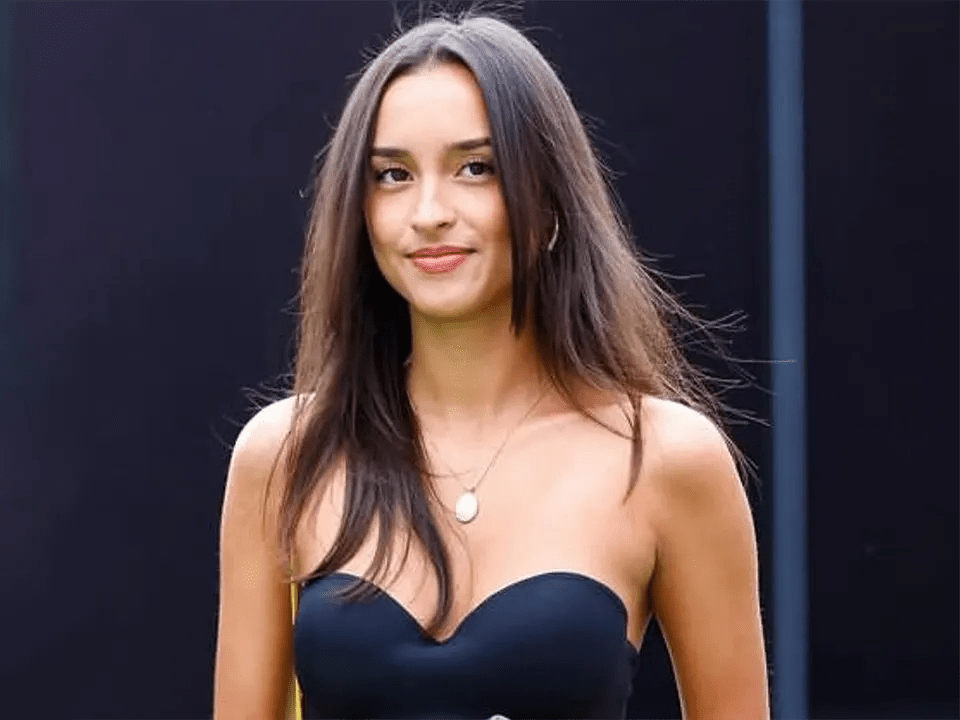 Alexandra Saint Mleux