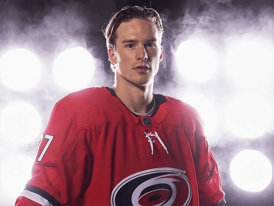 Andrei Svechnikov