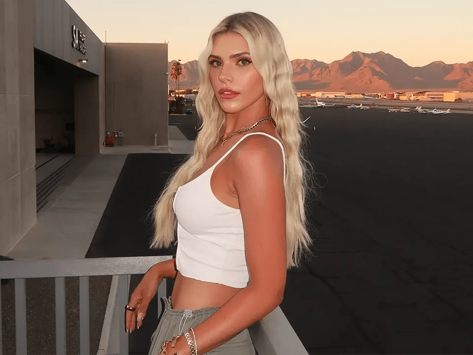 Chloe Snyder