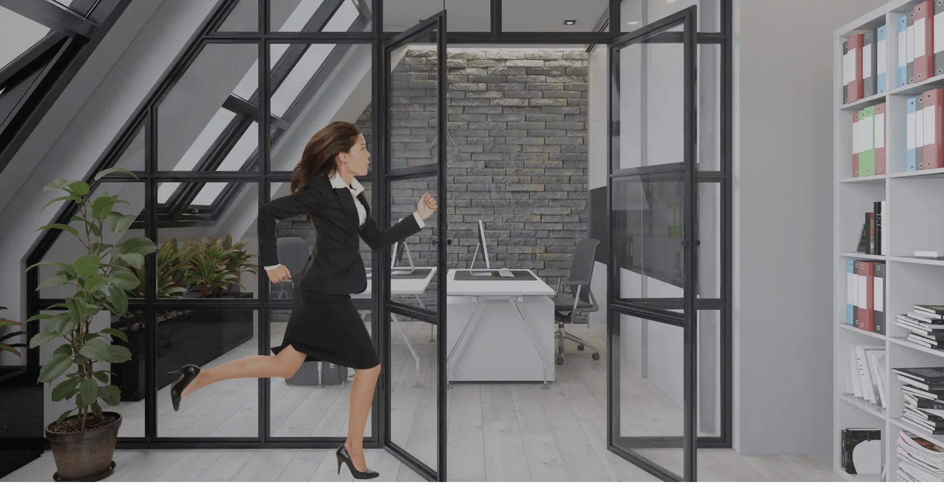 The Entrepreneurial CPA website Welcome Page with a classic entrepreneur on the run in an office setting.