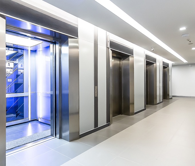 Formula system elevator Light Rays