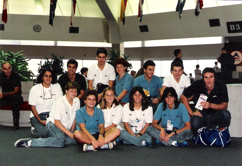Adriana Pereira, Julio Rebollal, Renato Ramalho, Deborah Frochtengarten, Cicero Torteli e Cristiano Michelena; Cristiane Santos, Miriam Arthur, Claudia Sprengel, Patrícia Amorim, Deborah Reis e Jorge Fernandes no embarque da seleção para o Brasil.