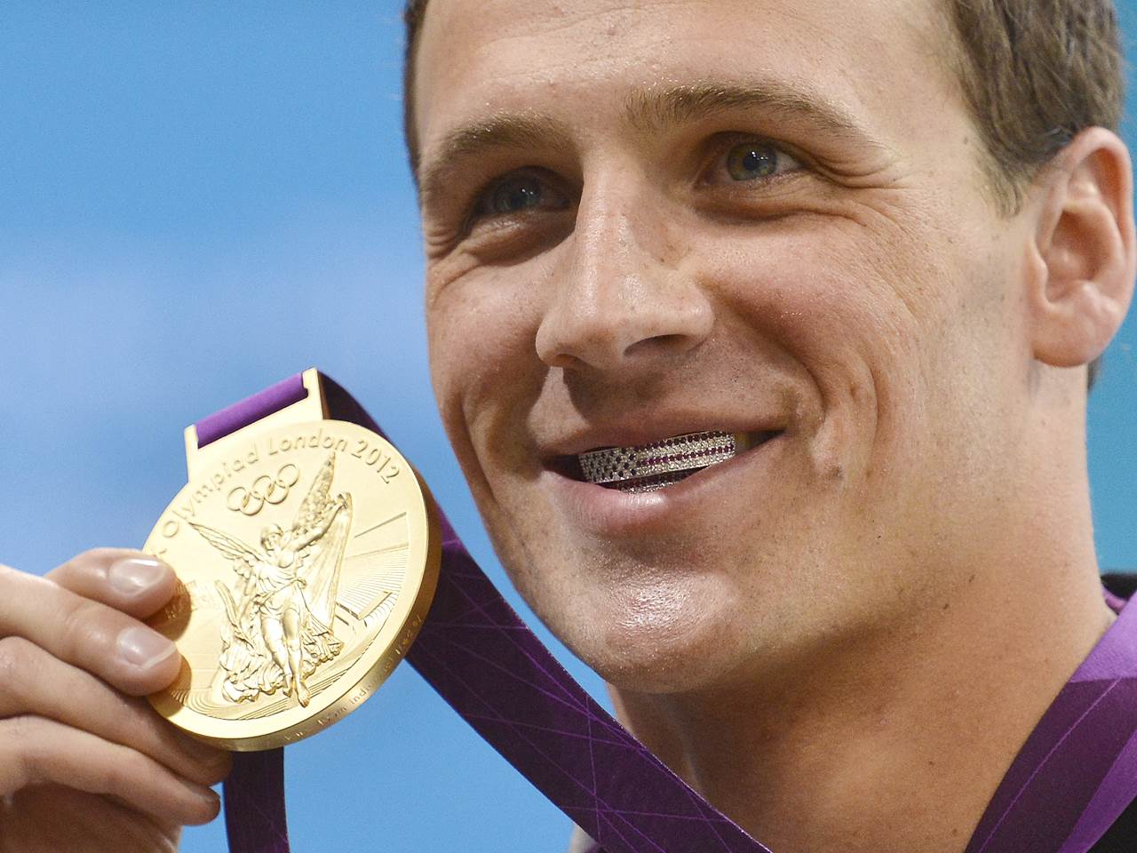 Com qual frequência aparece um Lochte?