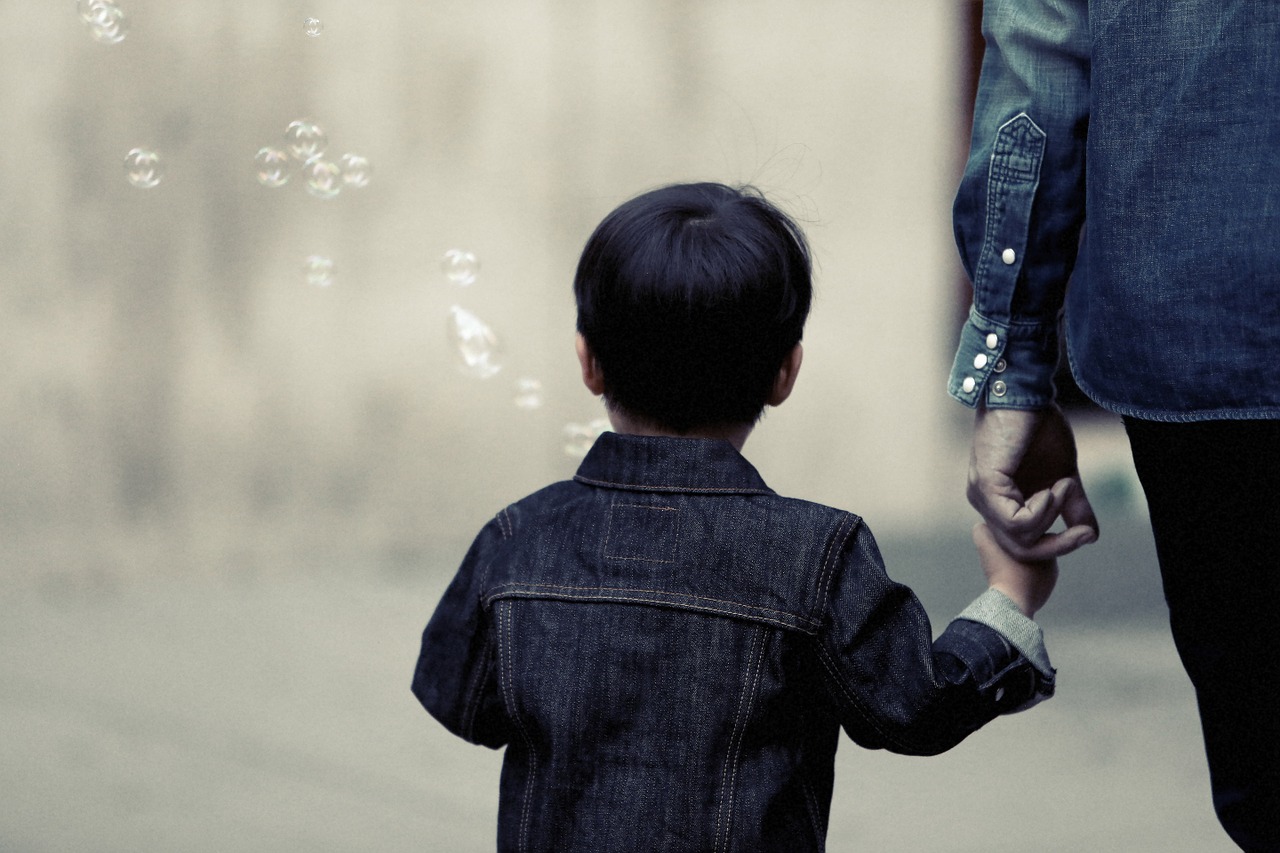 How Parents Can Let Go