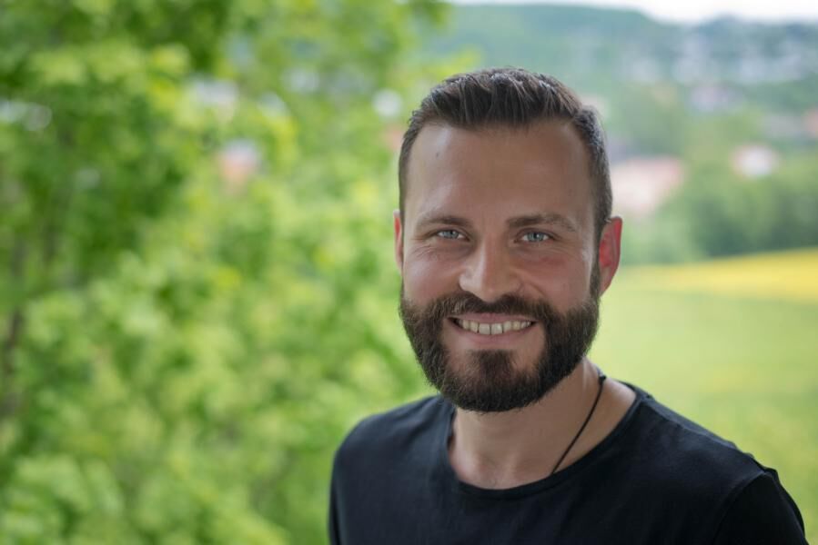 Interview mit Christian Bauer: Wie du dich mit kohärentem Wasser gegen Elektrosmog schützt und dein Immunsystem stärkst!