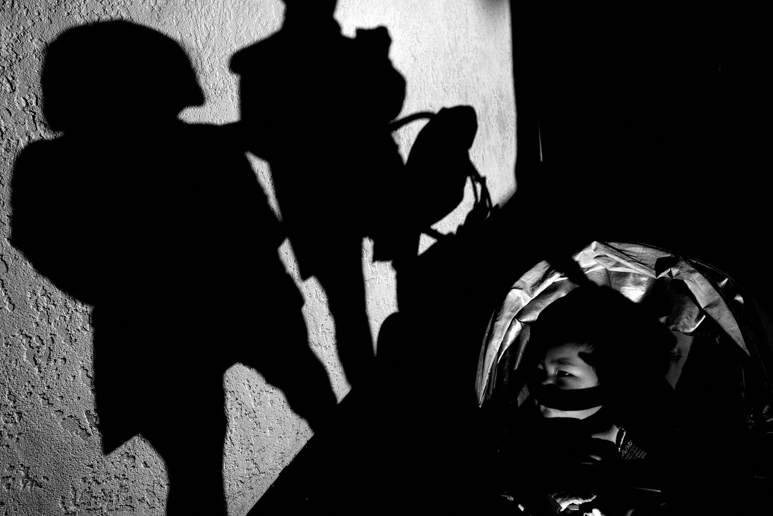 shadow selfie ERIC KIM and Cindy seneca