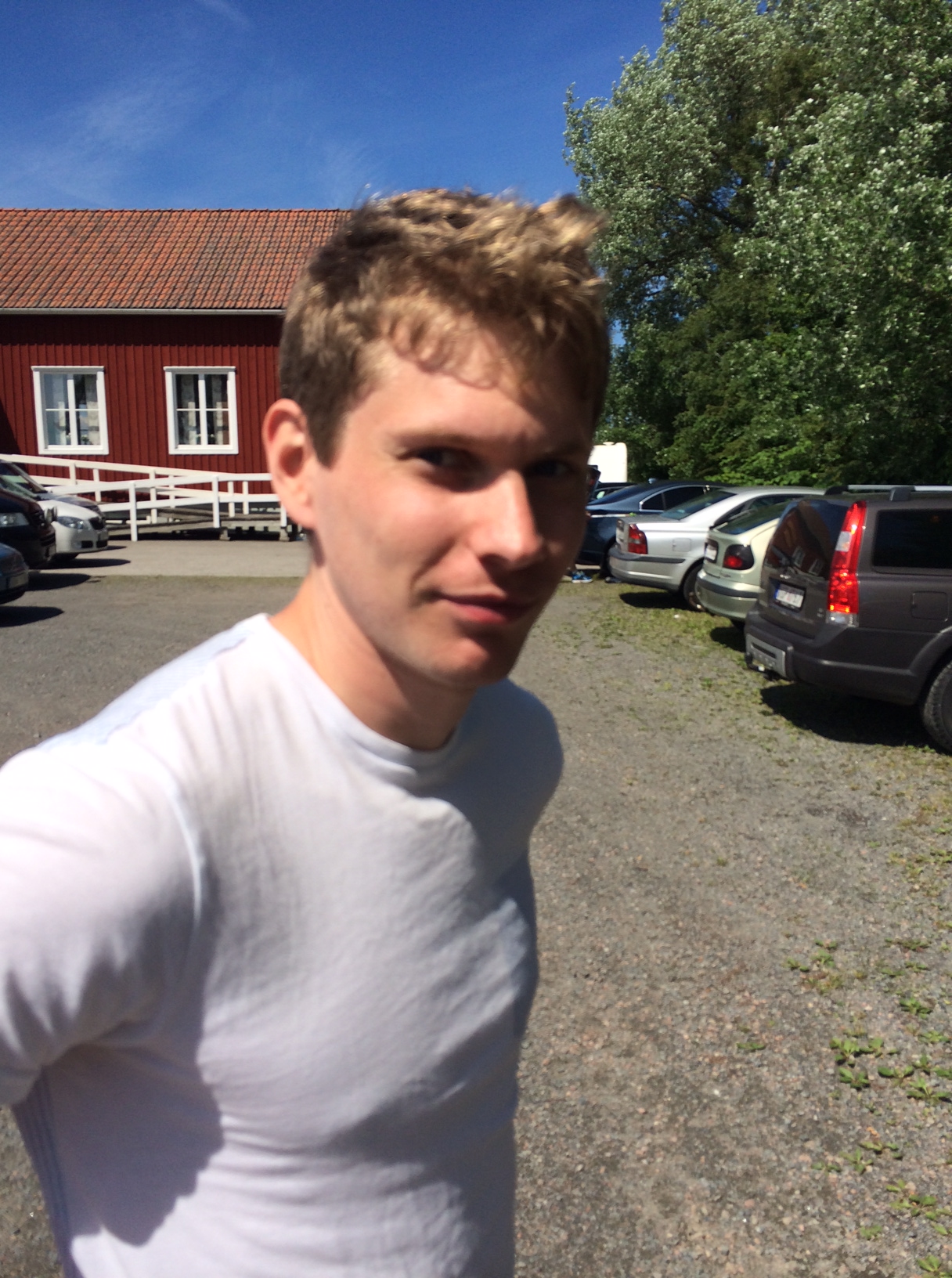 En roddare med SM-guld ställde ut på rullskidor igår