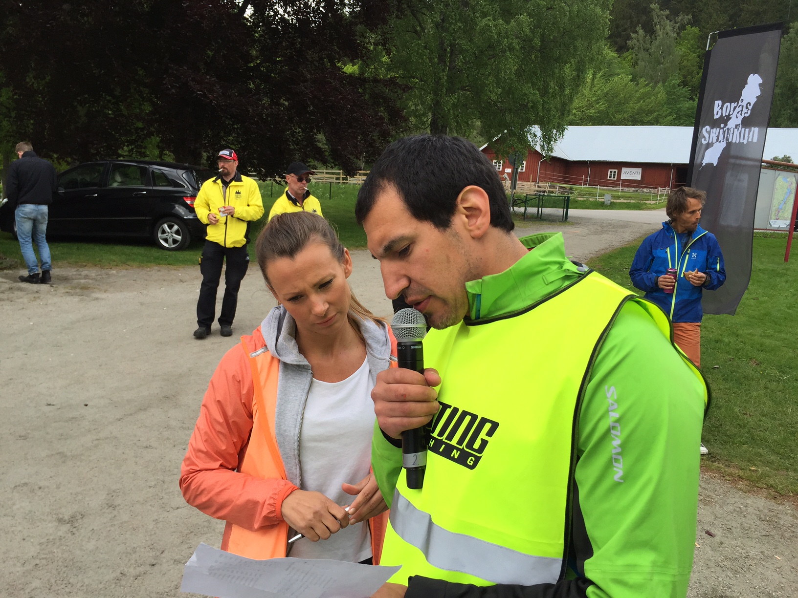 Elin Lilja och David Svensson funktionärade hårt i helgen