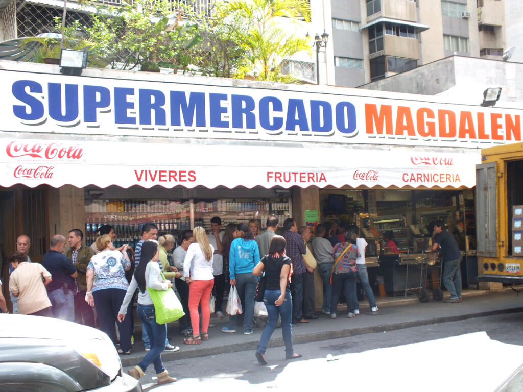 See what employees say it's like to work at vargas fruteria. "Bachaqueo": la profesiÃ³n ilegal para sobrevivir en Venezuela