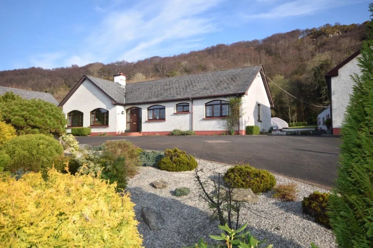 Excellent 4 Bed Bungalow for Sale in Kerrykeel Donegal Ireland