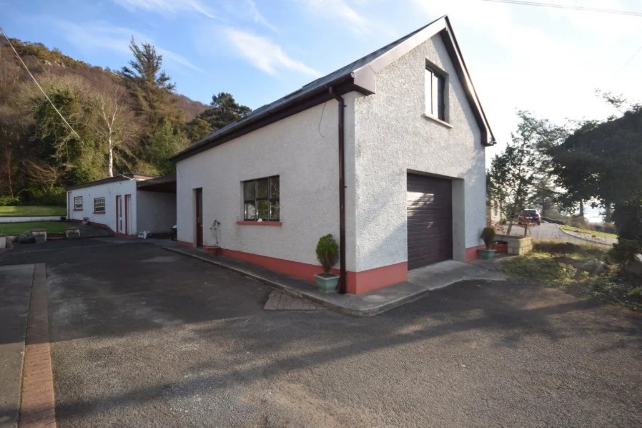 Excellent 4 Bed Bungalow for Sale in Kerrykeel Donegal Ireland