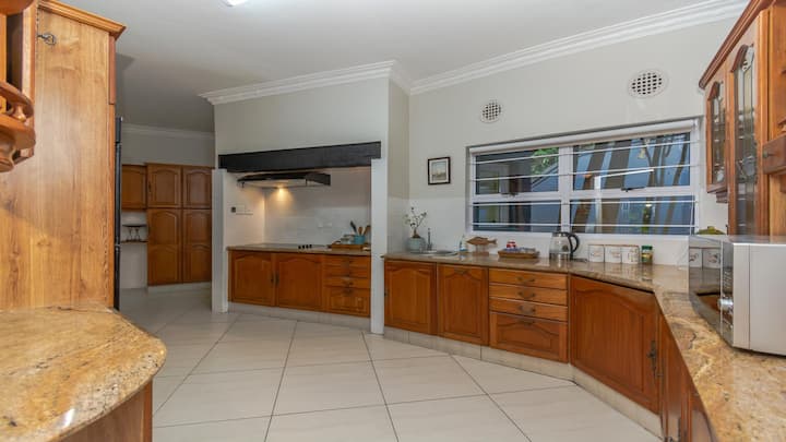 Luxury 6 Bedroom Villa For Sale In Zinkwazi Beach South Africa