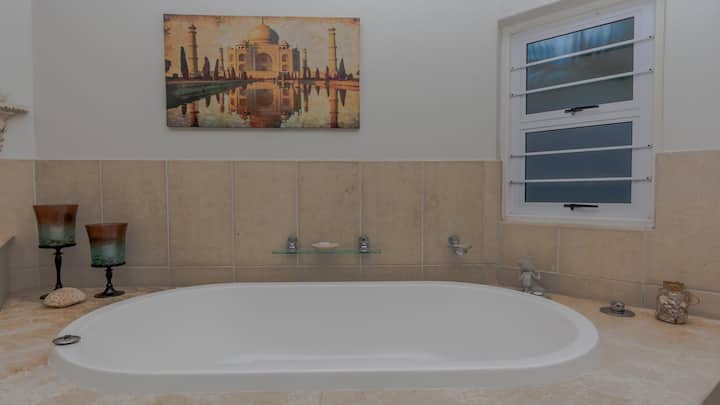 Luxury 6 Bedroom Villa For Sale In Zinkwazi Beach South Africa