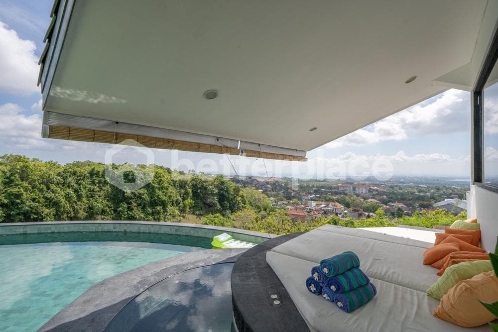 Stunning View Villa Mansion 5 Bedrooms in Ungasan – Bukit Jimbaran Very Close to GWK