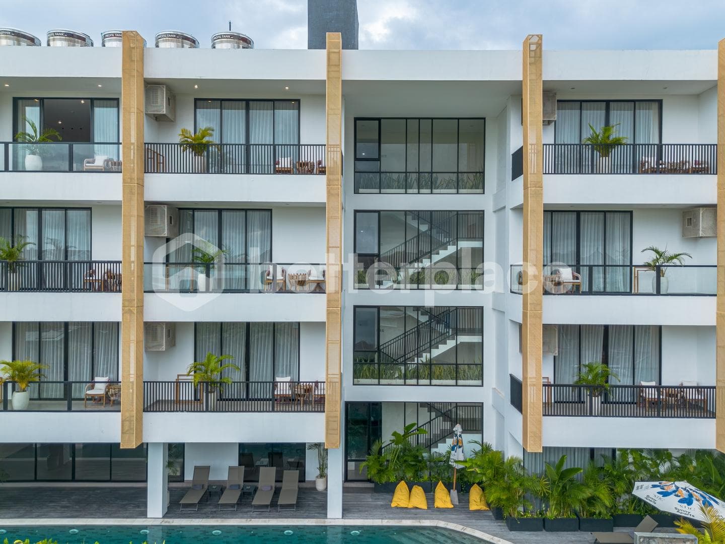 Brand New Modern Design 1 Bedroom Apartment in Berawa