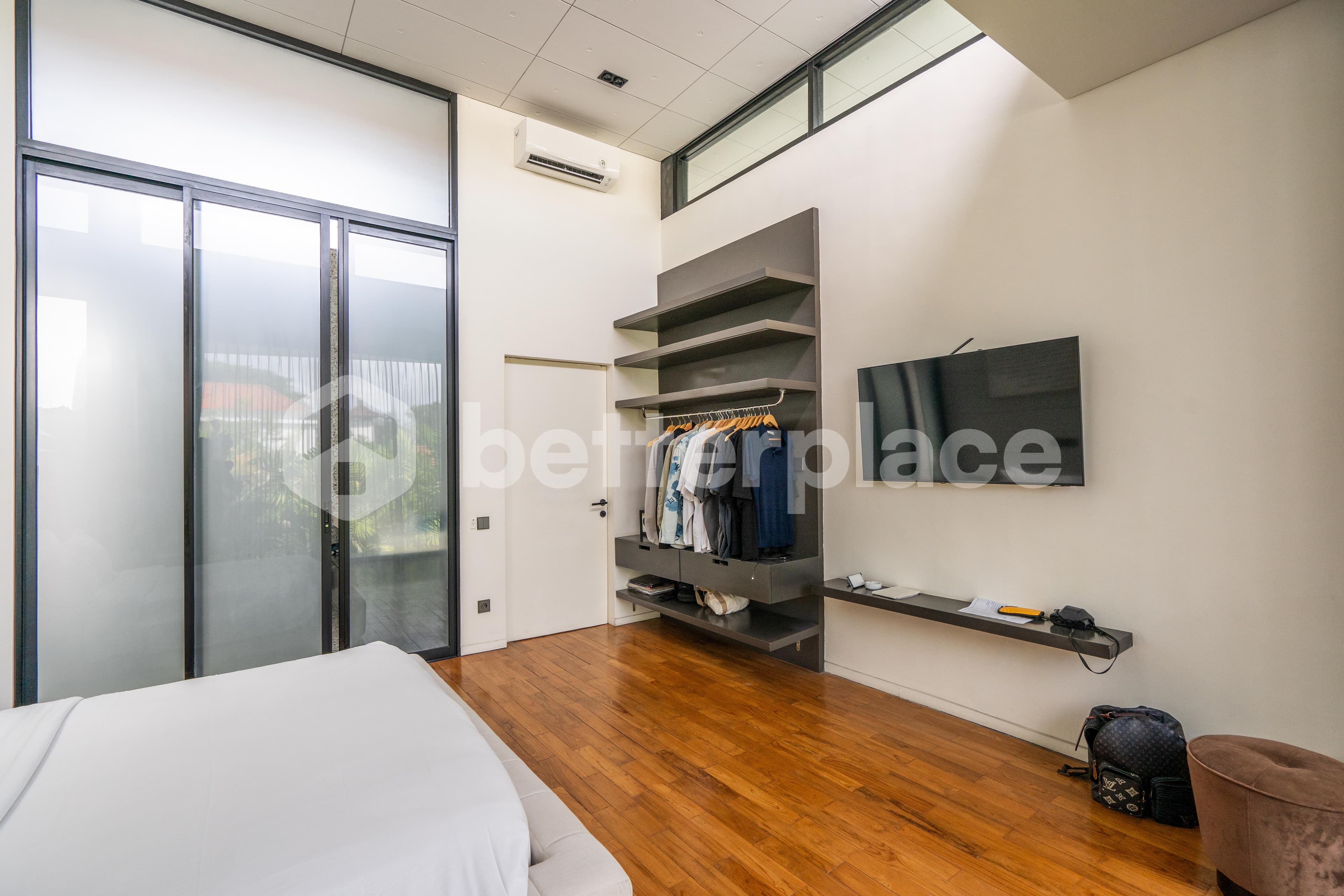 Luxurious 4 Bedroom Villa in The Heart of Berawa