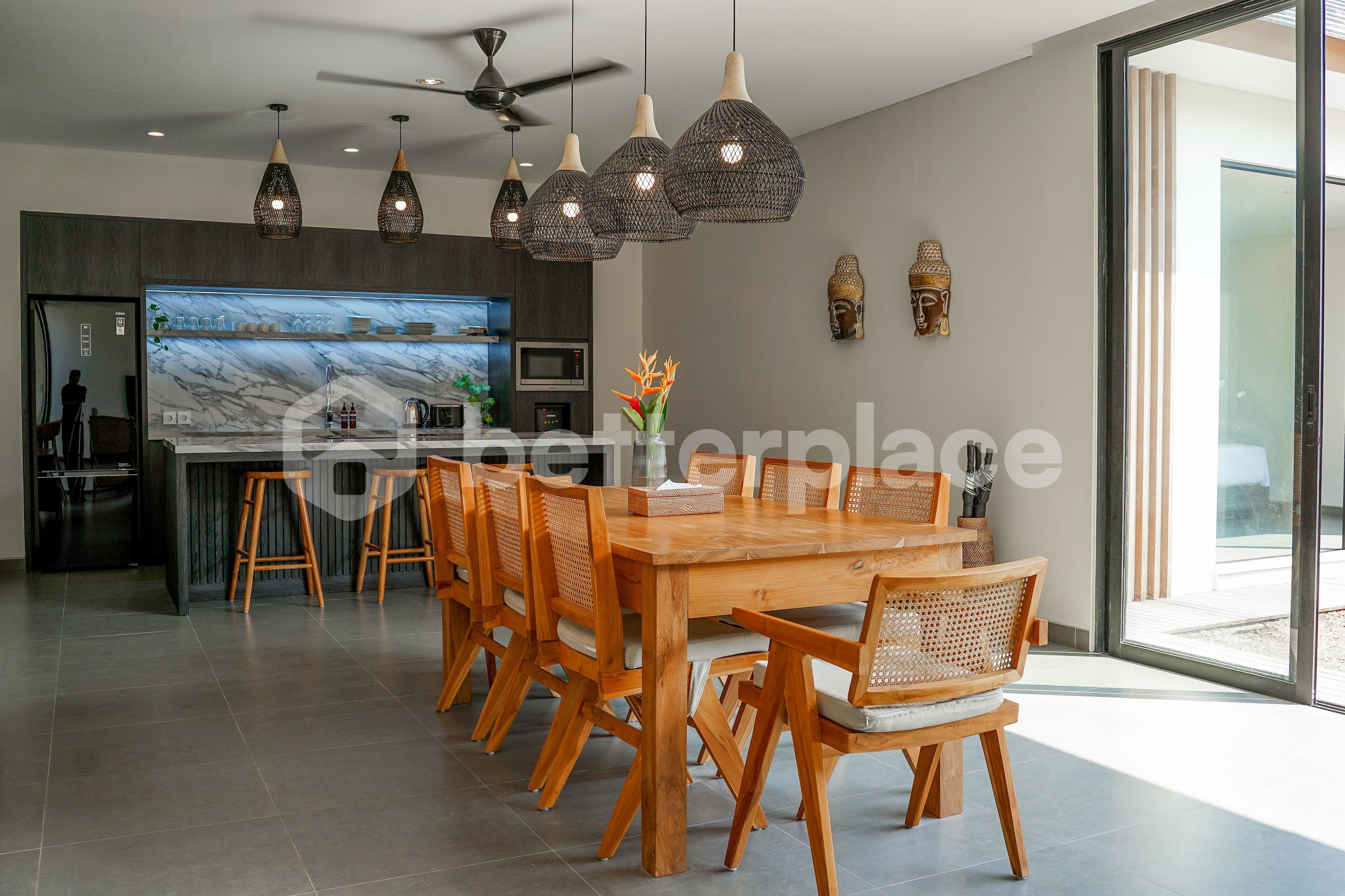 Contemporary Elegance in Babakan – Exceptional 4-Bedroom Villa with Pool