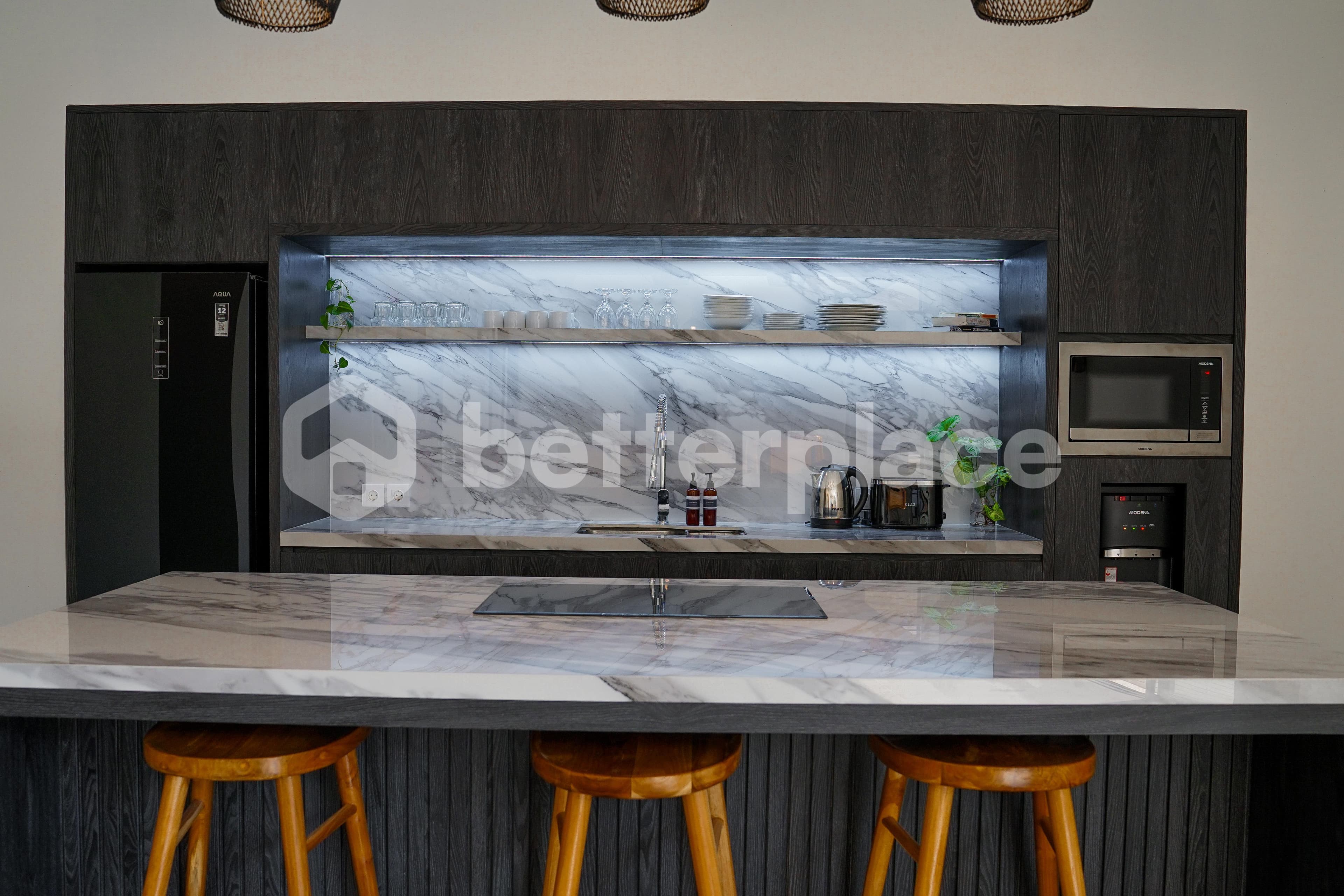 Contemporary Elegance in Babakan – Exceptional 4-Bedroom Villa with Pool