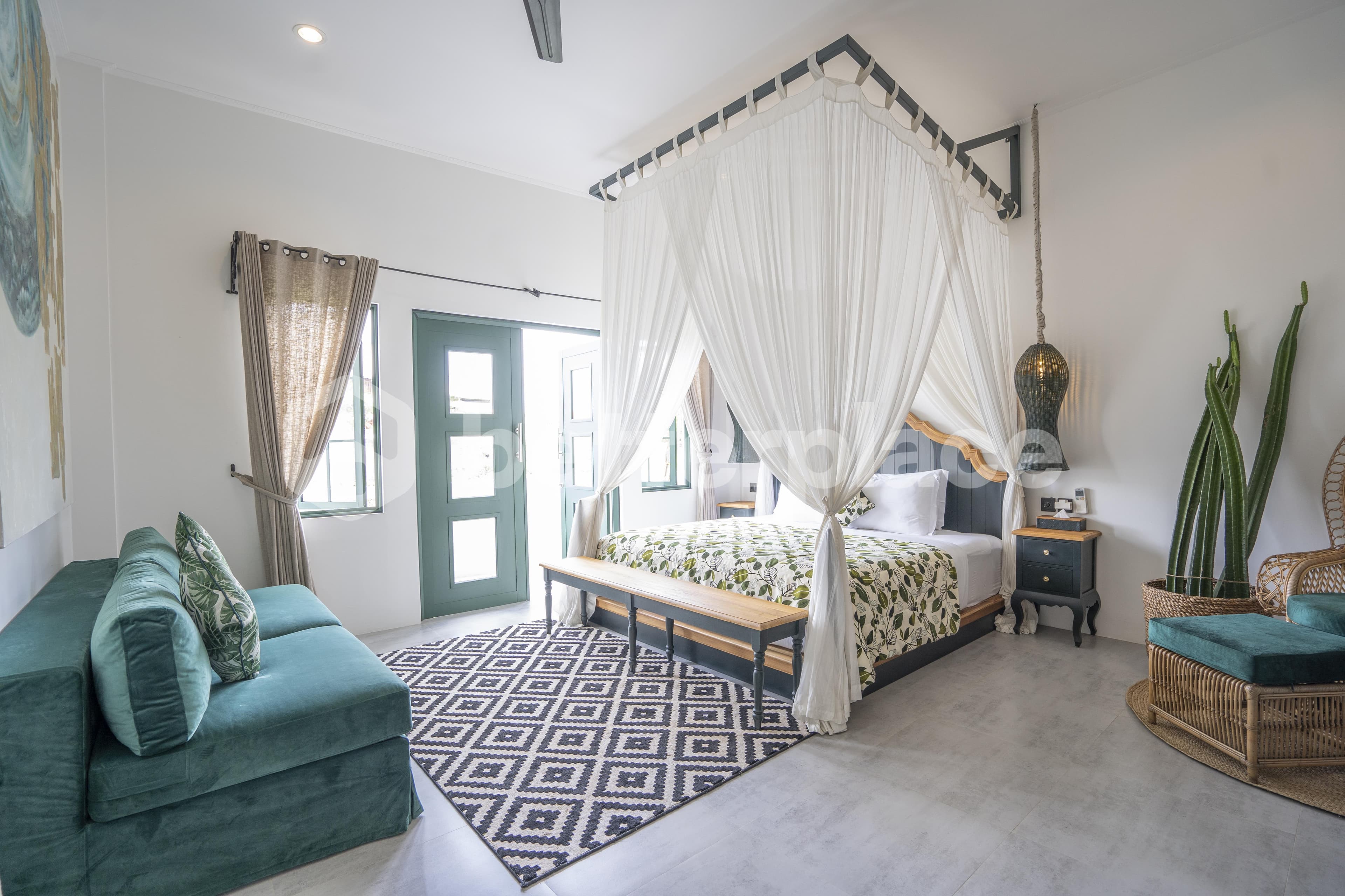 Brand New 4 Bedroom Villa in The Heart of Berawa