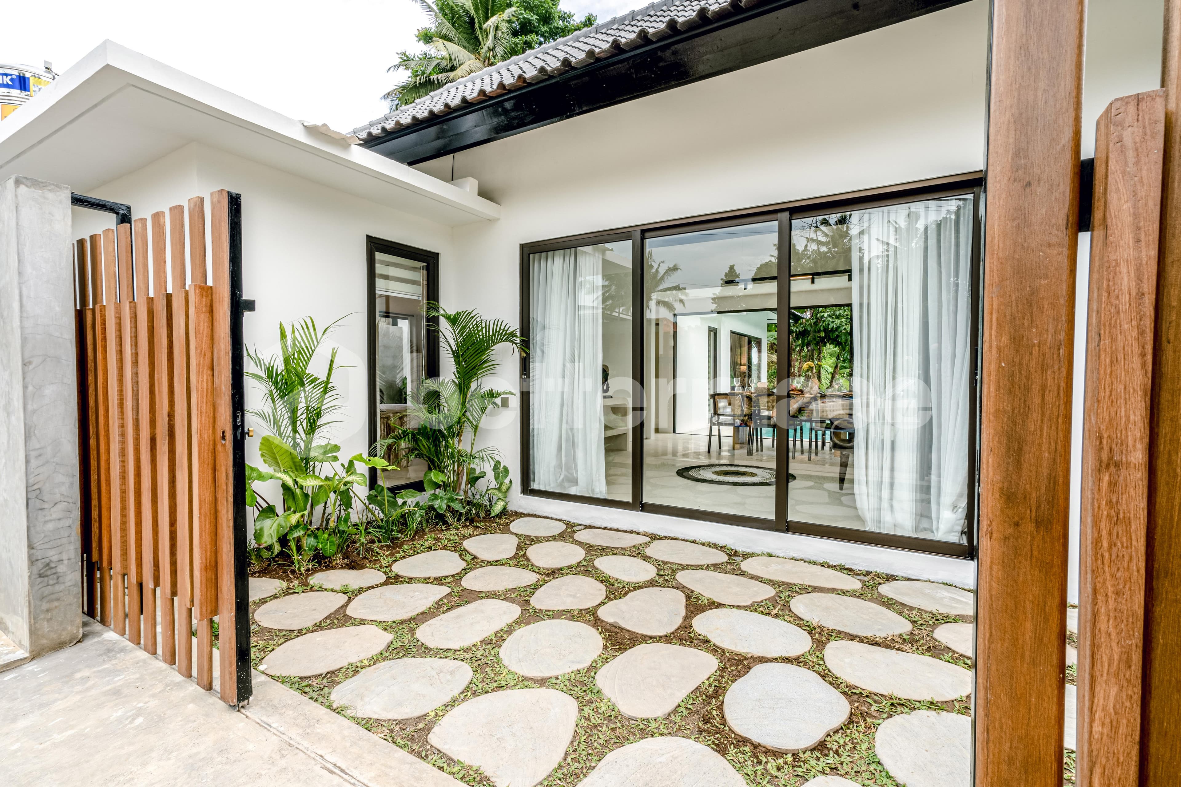 Luxurious 2BR Villa in Ubud Central Your Gateway to Balinese Paradise