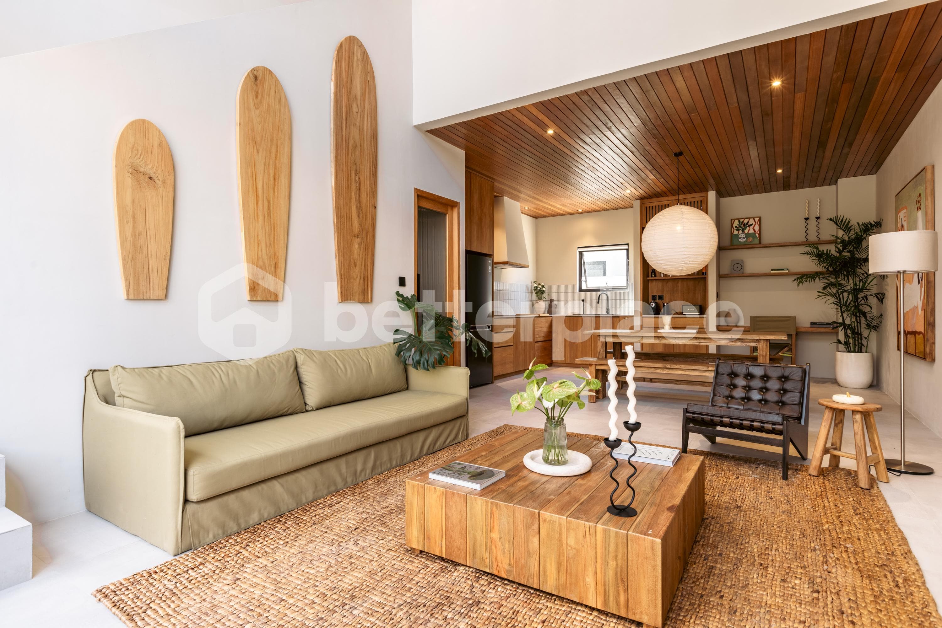 A Fully Licensed, Turnkey Retreat in the Heart of Seseh’s, A Few Minutes to The Beach