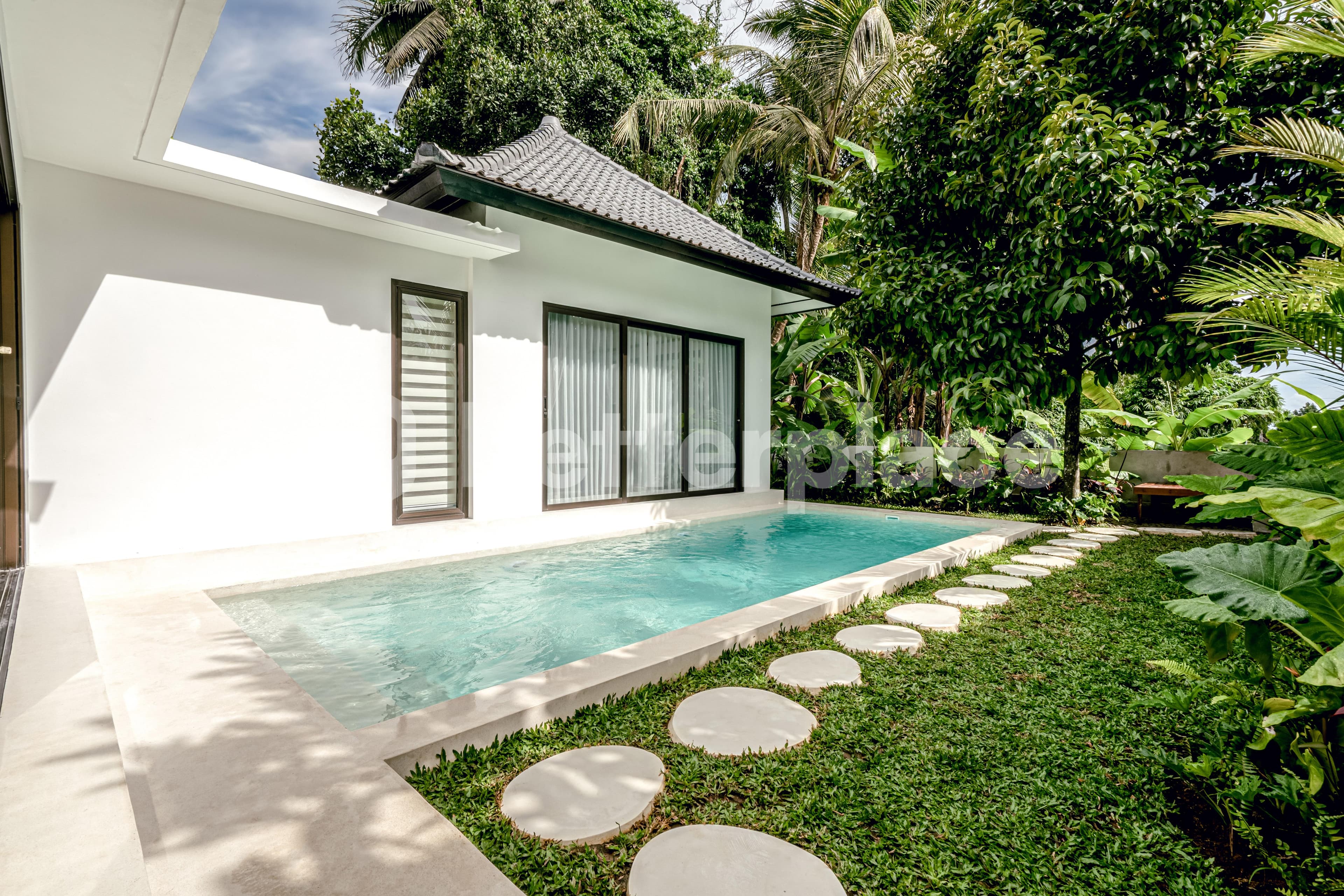 Luxurious 2BR Villa in Ubud Central Your Gateway to Balinese Paradise