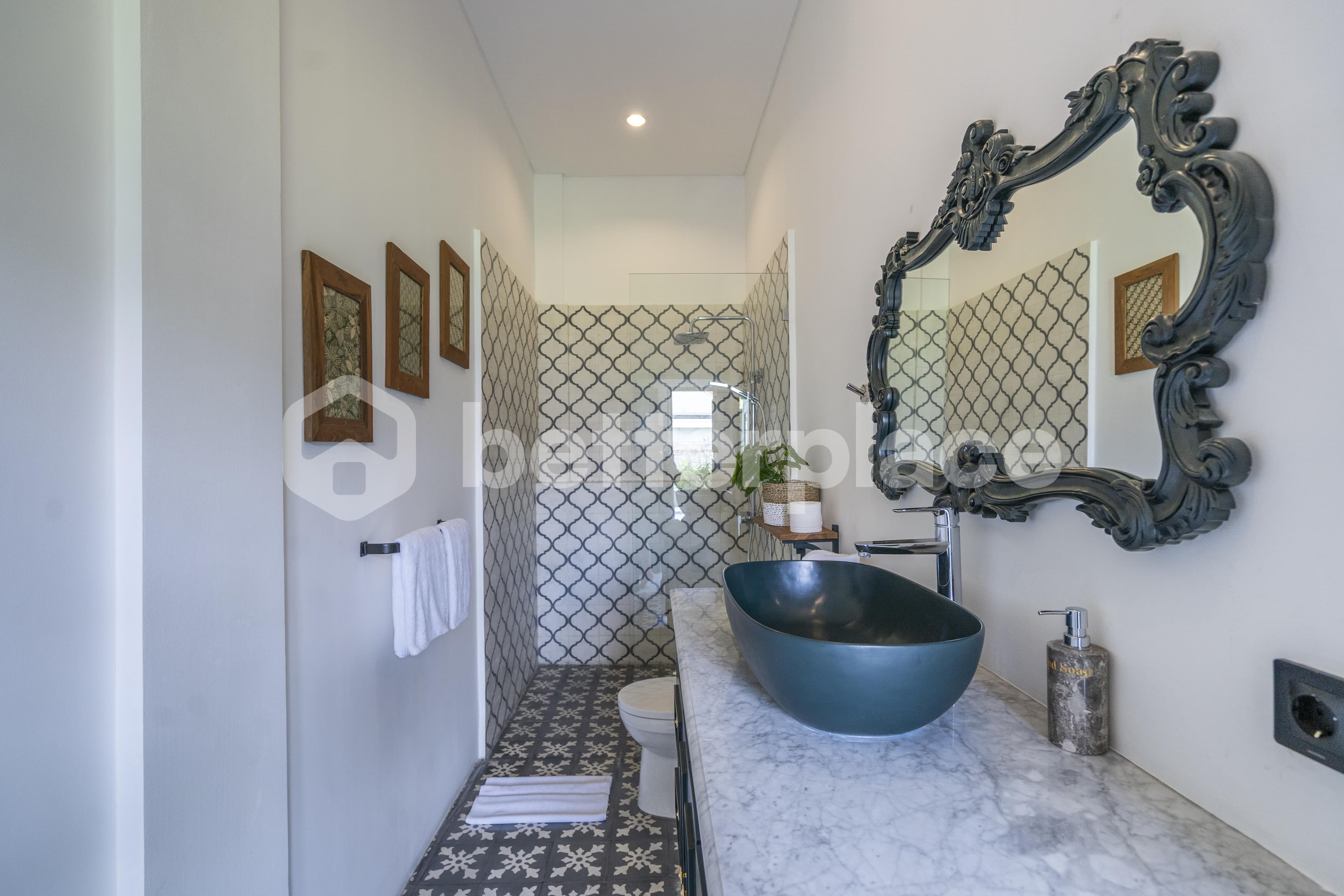 Brand New 4 Bedroom Villa in The Heart of Berawa