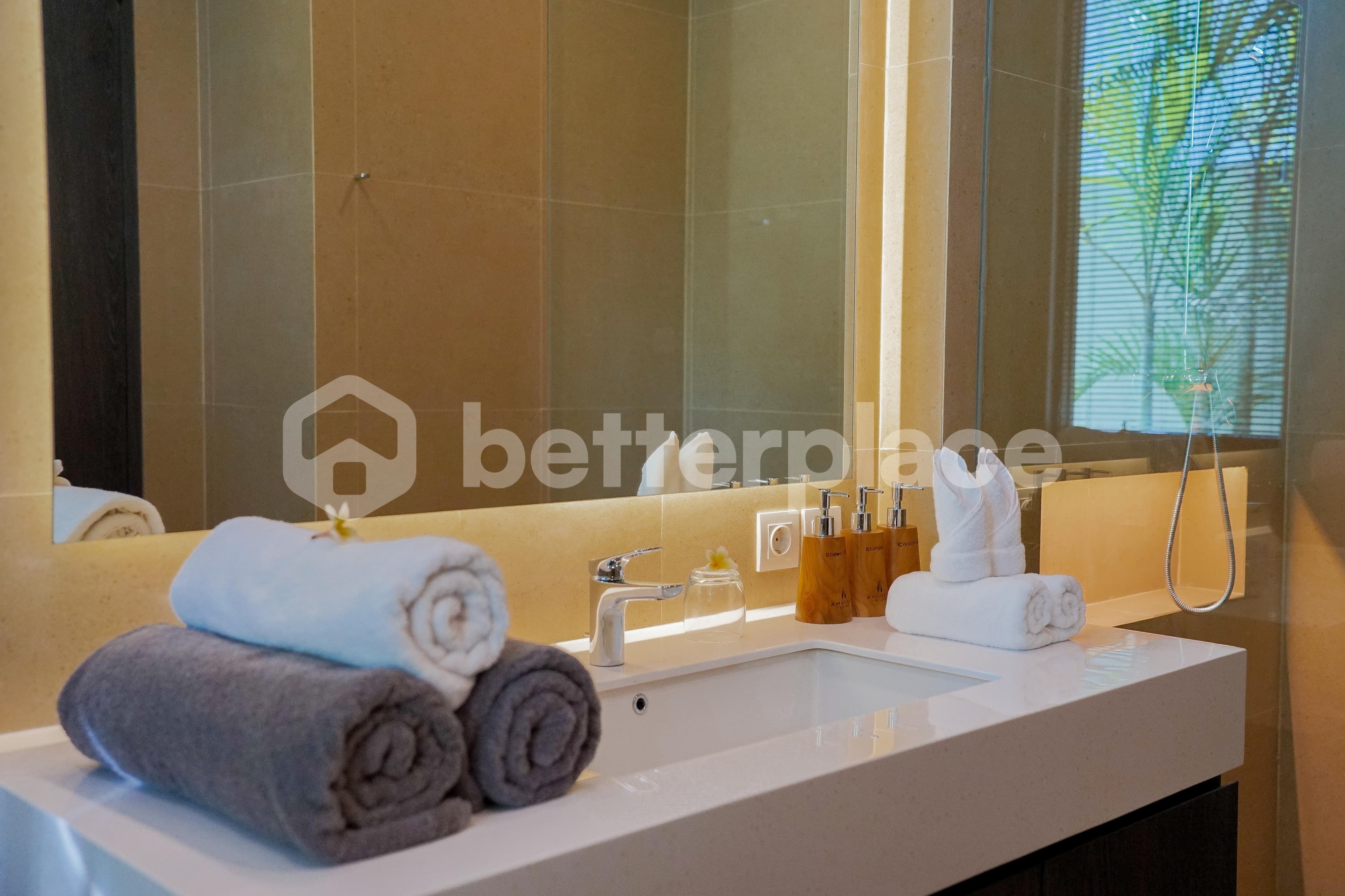 Contemporary Elegance in Babakan – Exceptional 4-Bedroom Villa with Pool