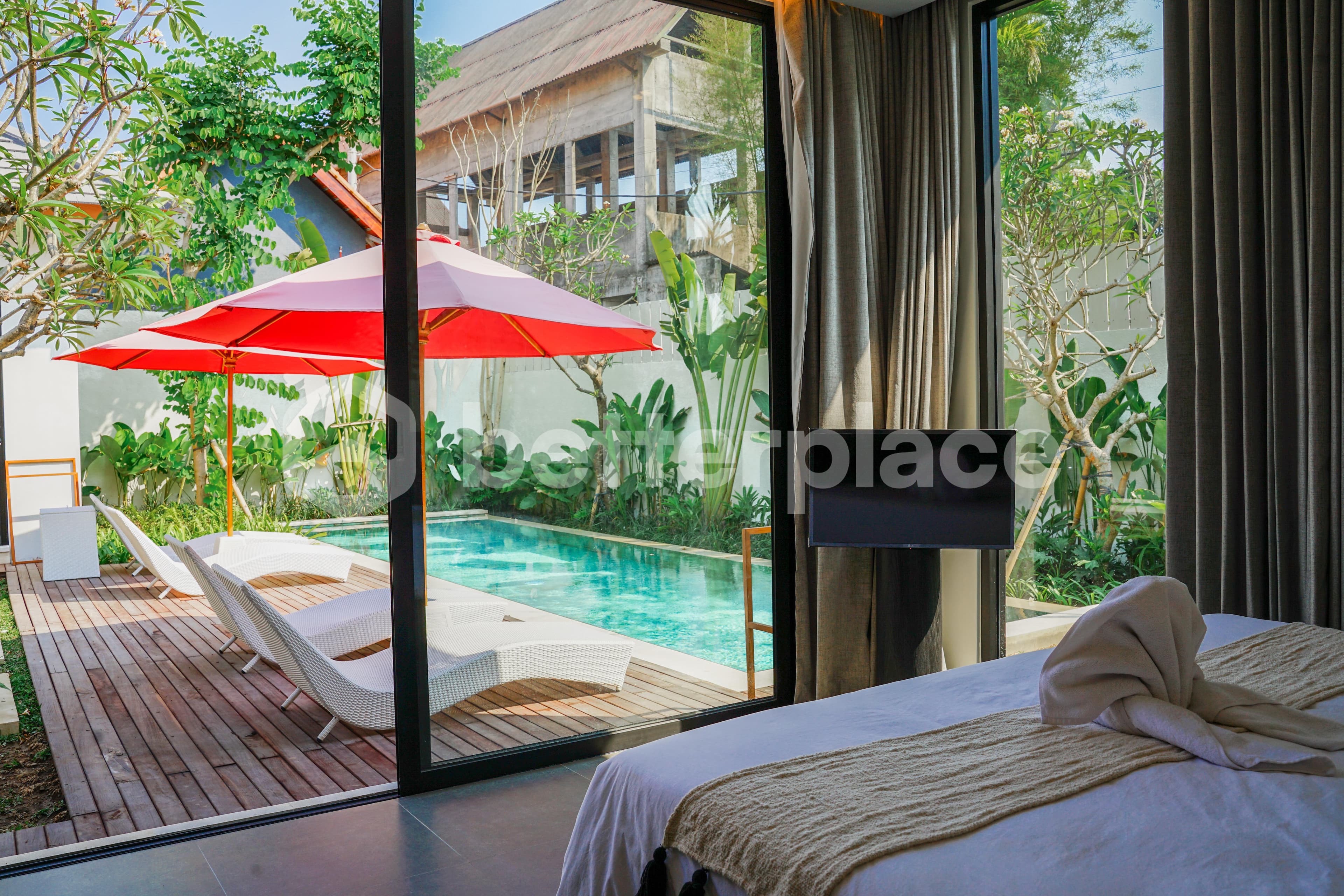 Contemporary Elegance in Babakan – Exceptional 4-Bedroom Villa with Pool
