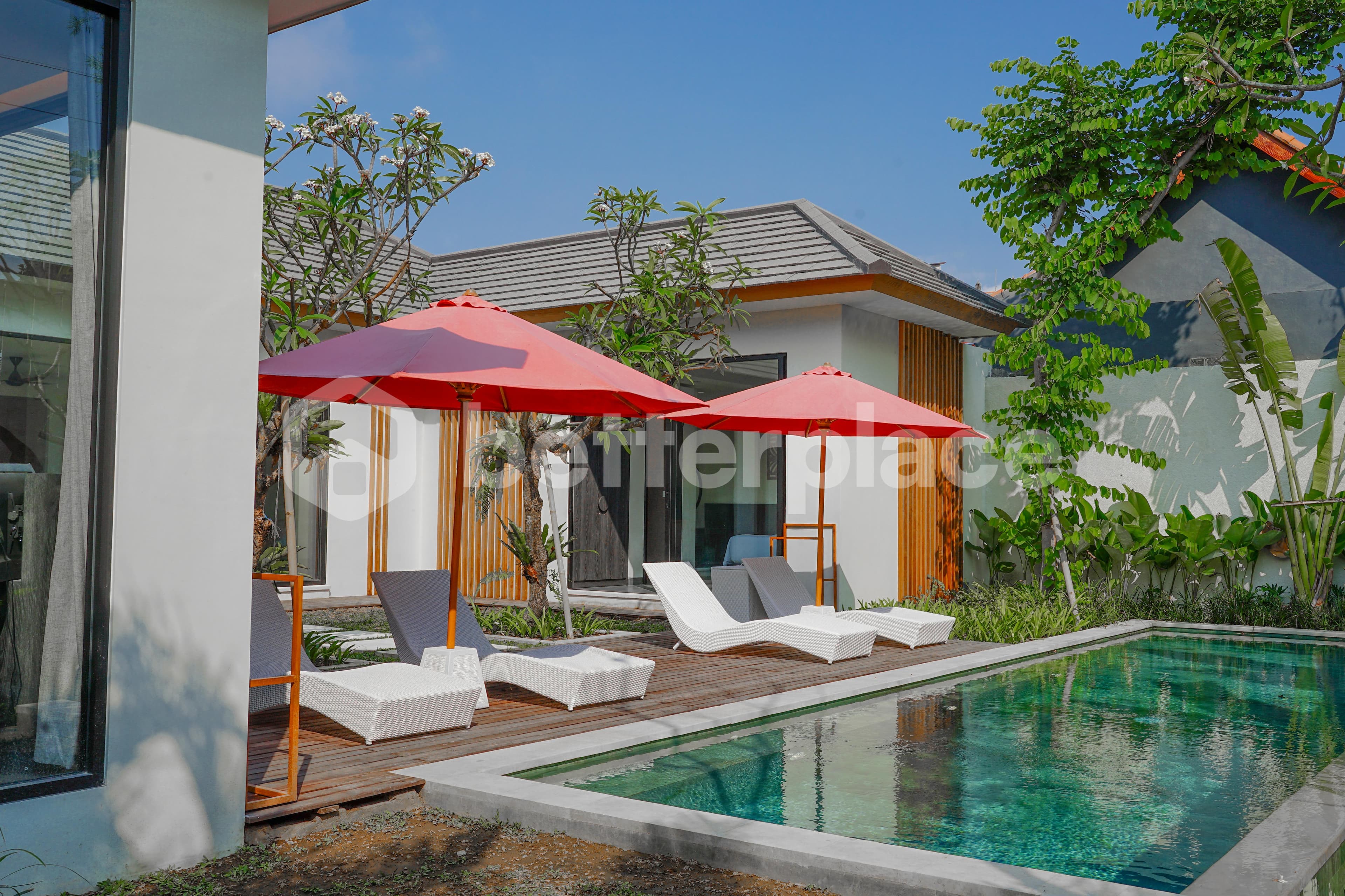 Contemporary Elegance in Babakan – Exceptional 4-Bedroom Villa with Pool