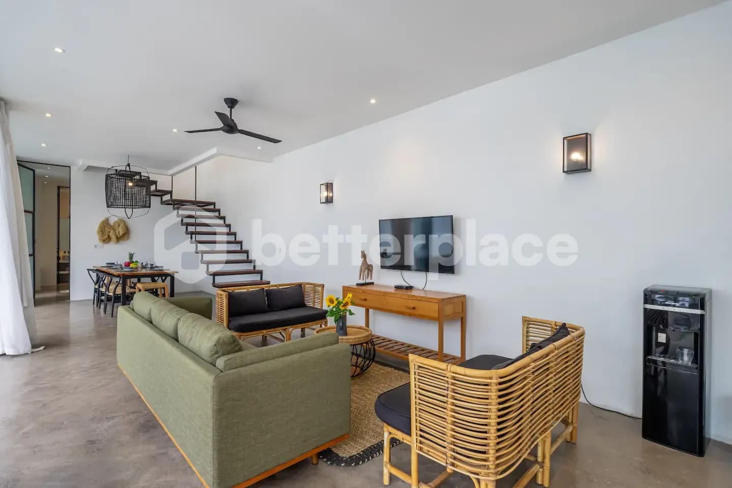 https://esalesinternational.com/?post_type=property&p=348737