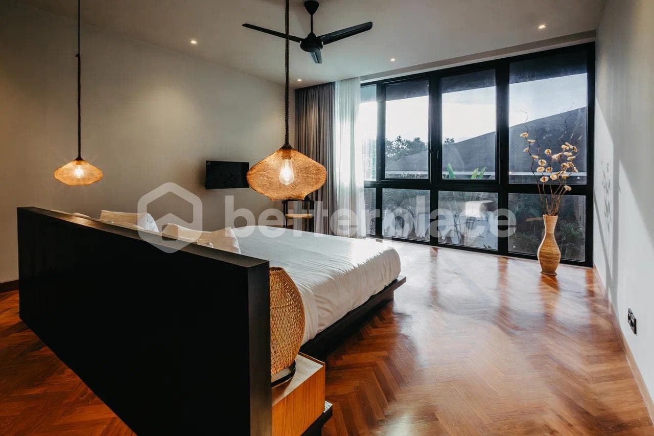 Modern Elegance in Bali: A 5 Bedroom Villa Masterpiece in Bumbak, Umalas